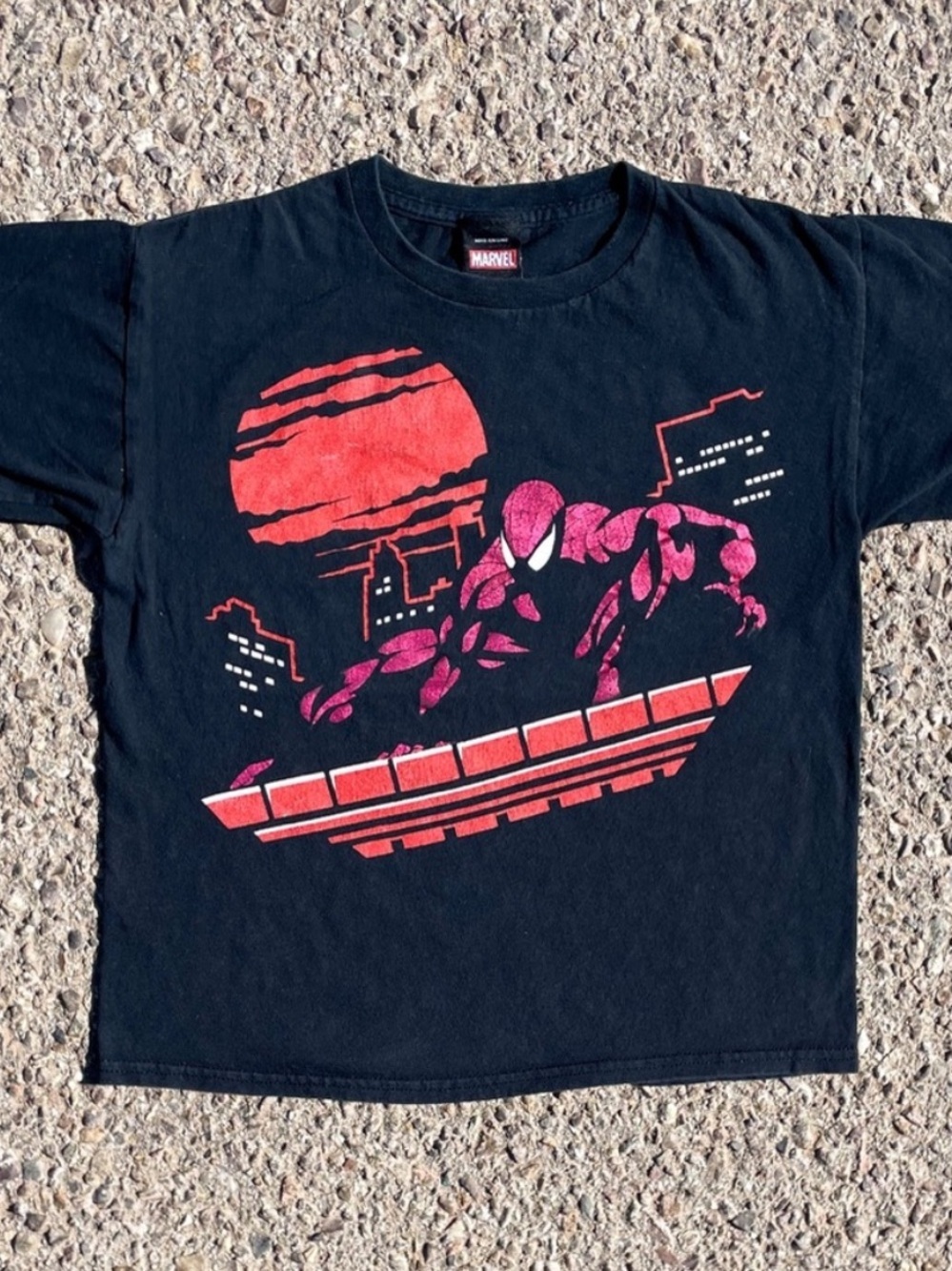 Vintage 2012 Spider-Man Sunset Graphic Tee Marvel Mad Engine Youth 17.25x21